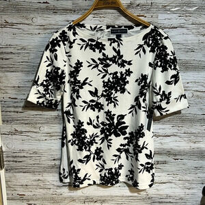 Karen Scott short sleeve shirt size XS NWT